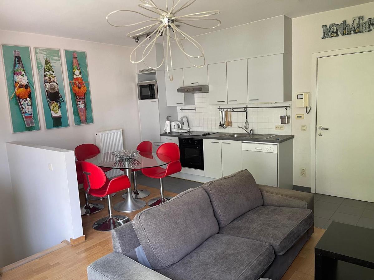 Duplex Tres Agreable Et Tres Calme Lägenhet Bryssel Exteriör bild