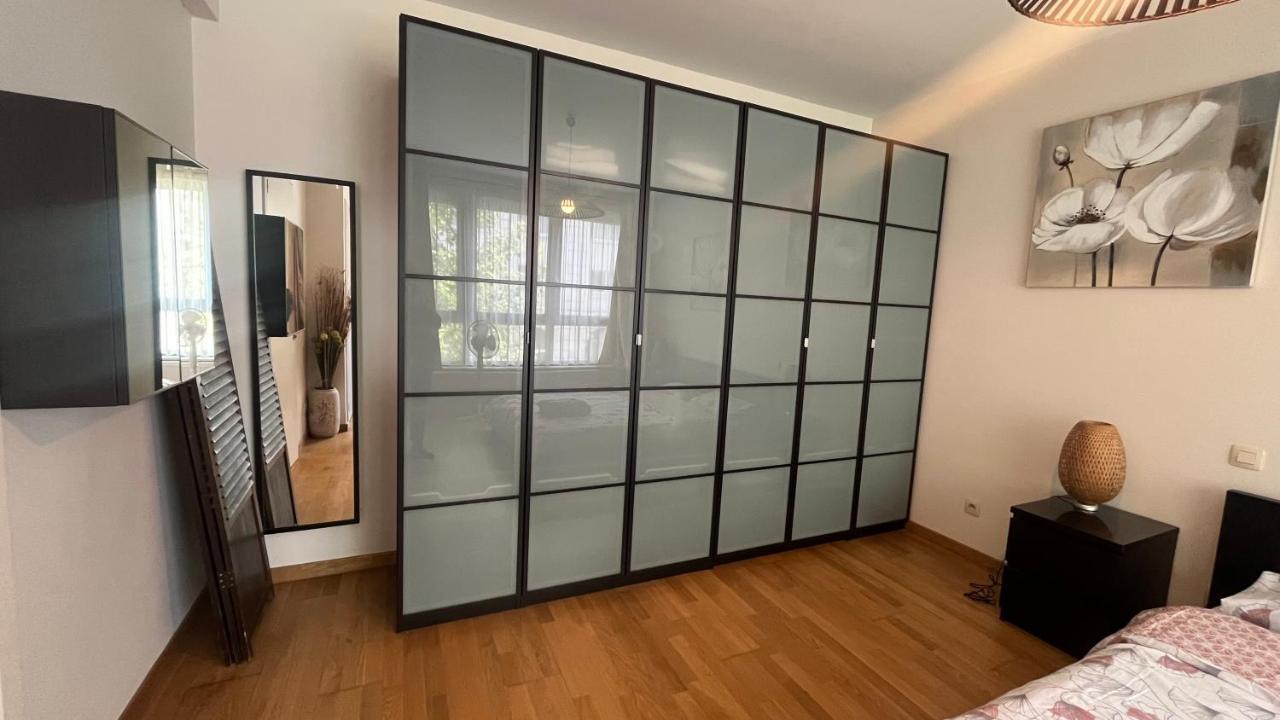 Duplex Tres Agreable Et Tres Calme Lägenhet Bryssel Exteriör bild